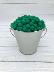 Green - 1cm Felt Balls